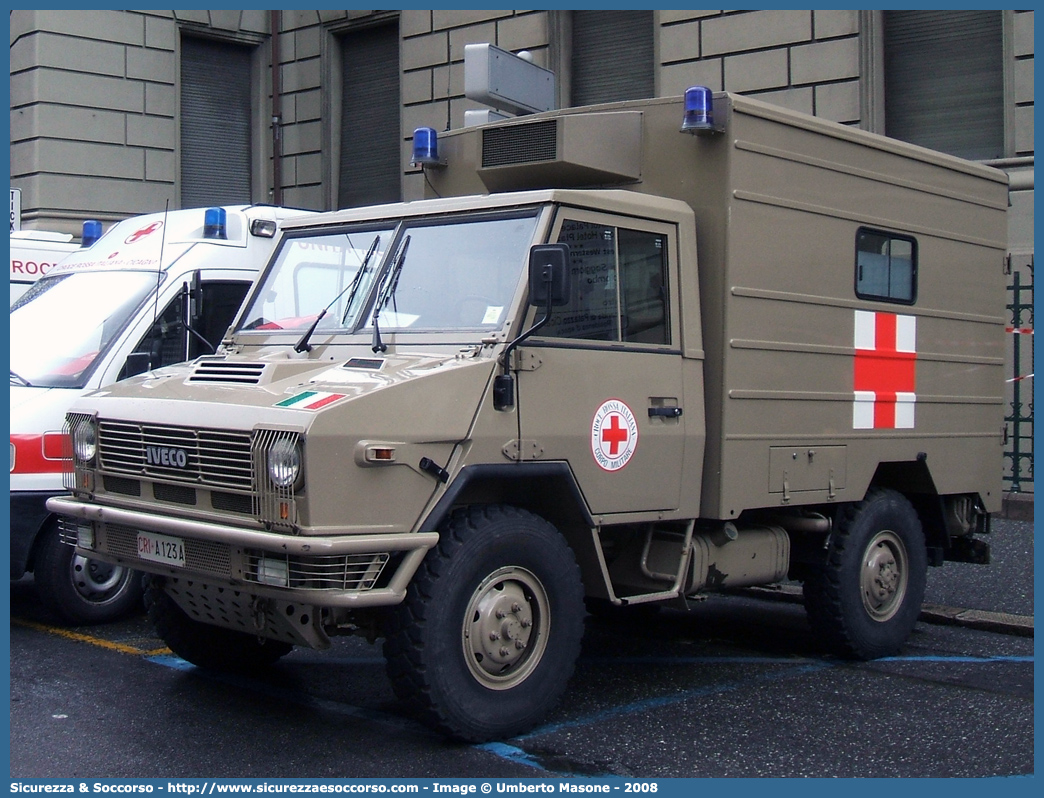 CRI A123A
Croce Rossa Italiana
Corpo Militare
Iveco VM 90
Allestitore Mussa & Graziano S.r.l.
Parole chiave: CRIM;C.R.I.M.;Croce;Rossa;Italiana;Corpo;Militare;Iveco;VM90;VM;90;Mussa;Graziano