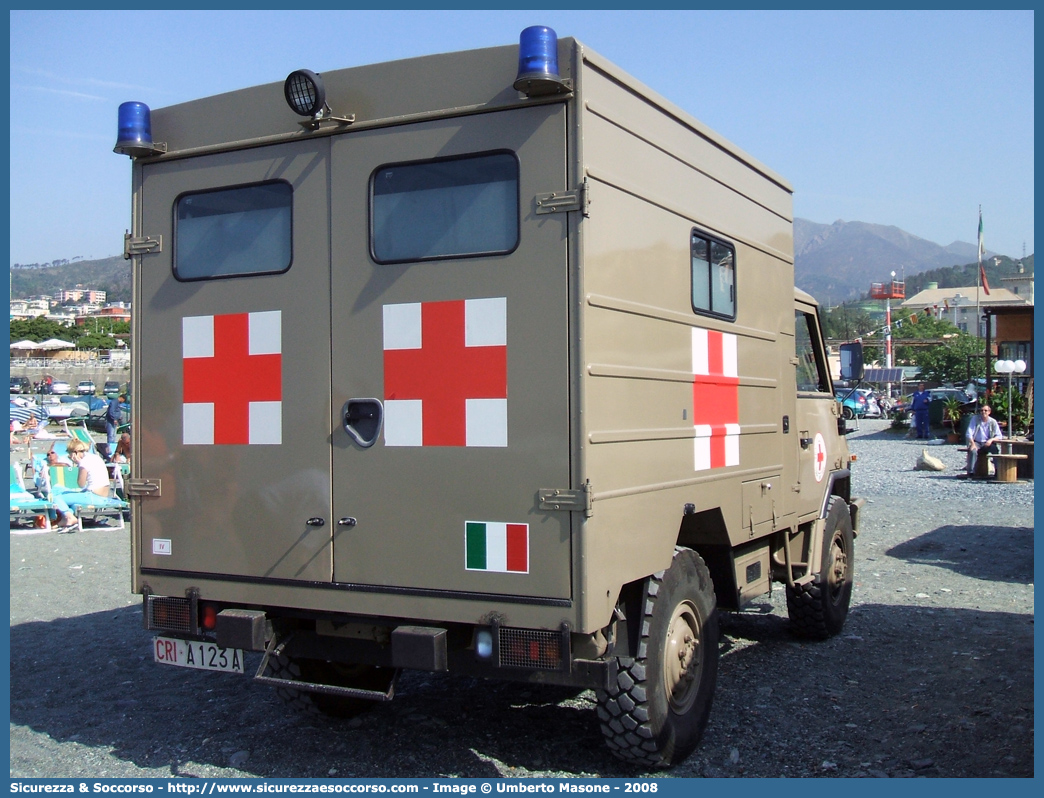 CRI A123A
Croce Rossa Italiana
Corpo Militare
Iveco VM 90
Allestitore Mussa & Graziano S.r.l.
Parole chiave: CRIM;C.R.I.M.;Croce;Rossa;Italiana;Corpo;Militare;Iveco;VM90;VM;90;Mussa;Graziano