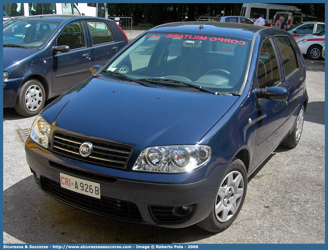 CRI A926B
Croce Rossa Italiana
Corpo Militare
Fiat Punto III serie
Parole chiave: CRIM;C.R.I.M.;Croce;Rossa;Italiana;Corpo;Militare;Fiat;Punto