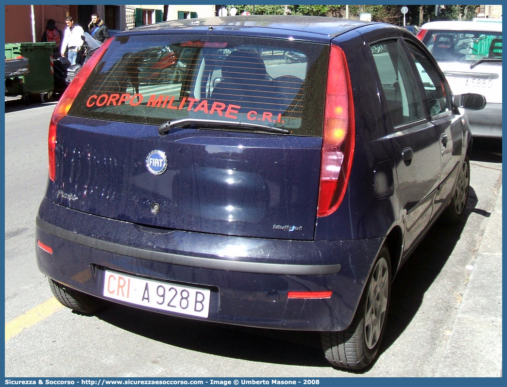 CRI A928B
Croce Rossa Italiana
Corpo Militare
Fiat Punto III serie
Parole chiave: CRIM;C.R.I.M.;Croce;Rossa;Italiana;Corpo;Militare;Fiat;Punto