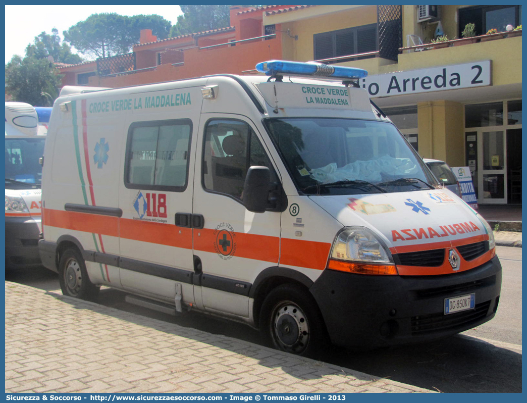 8
Croce Verde La Maddalena
Renault Master III serie
Allestitore MAF S.n.c.
Parole chiave: Croce;Verde;La Maddalena;Renault;Master;MAF