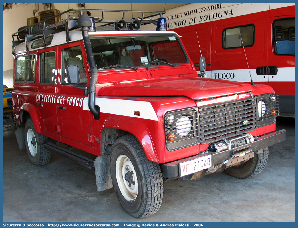 VF 21048
Corpo Nazionale Vigili del Fuoco
Nucleo Soccorso Subacqueo e Acquatico
Land Rover Defender 110
Parole chiave: Corpo;Nazionale;Vigili del Fuoco;Vigili;Fuoco;Land Rover;Defender;110;NSSA;N.S.S.A.;Soccorso;Subacqueo;Acquatico;Sommozzatori;Subacquei