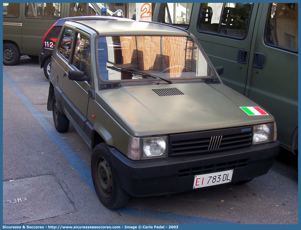 EI 783DL
Esercito Italiano
Fiat Panda 4x4 II serie
Parole chiave: EI;E.I.;Esercito;Italiano;Autovetture;Fiat;Panda 4x4 II serie;783DL