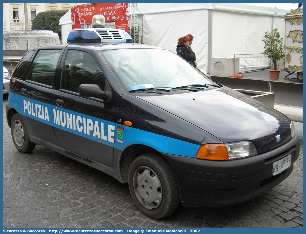 -
Polizia Municipale
Comune di Ferentillo
Fiat Punto I serie
Parole chiave: Polizia;Locale;Municipale;Ferentillo;Fiat;Punto