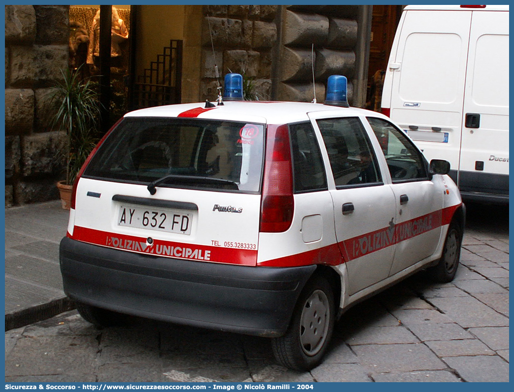 -
Polizia Municipale
Comune di Firenze
Fiat Punto I serie
Parole chiave: Polizia;Locale;Municipale;Firenze;Fiat;Punto