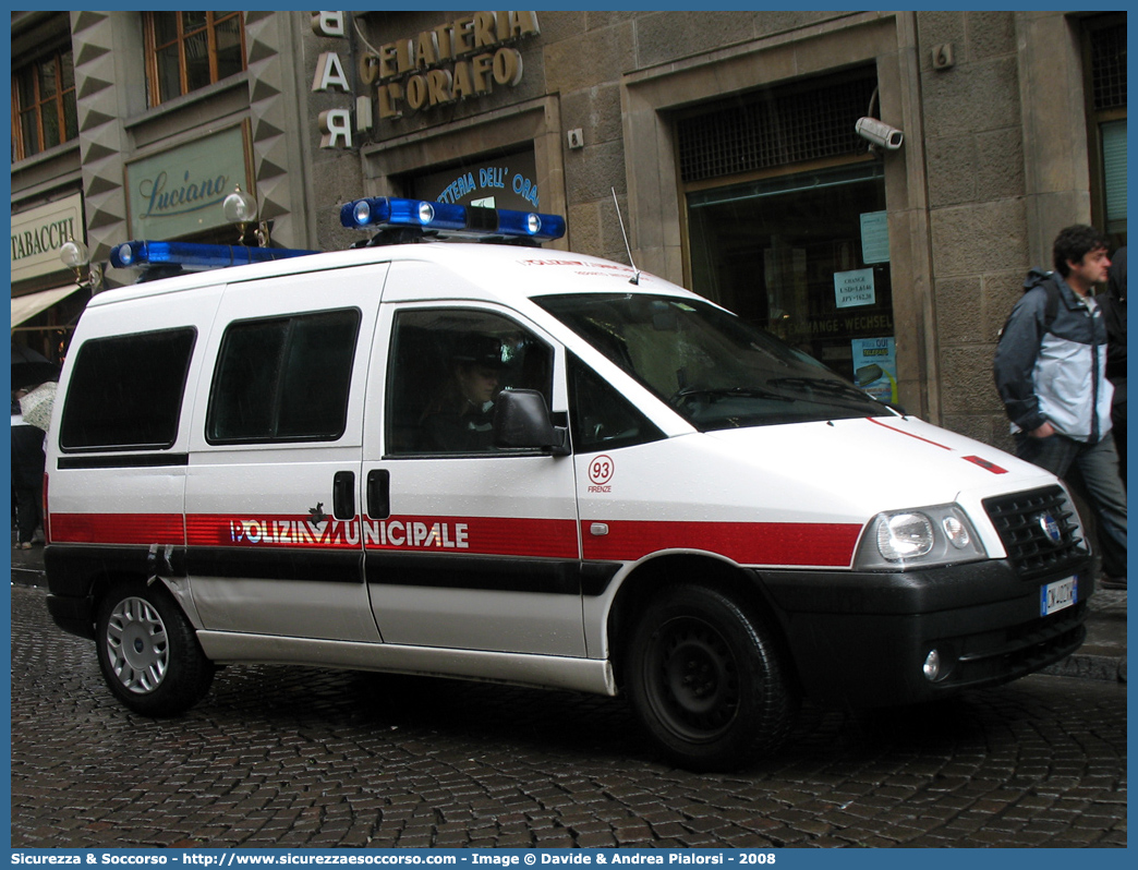 -
Polizia Municipale
Comune di Firenze
Fiat Scudo III serie
Parole chiave: Polizia;Locale;Municipale;Firenze;Fiat;Scudo