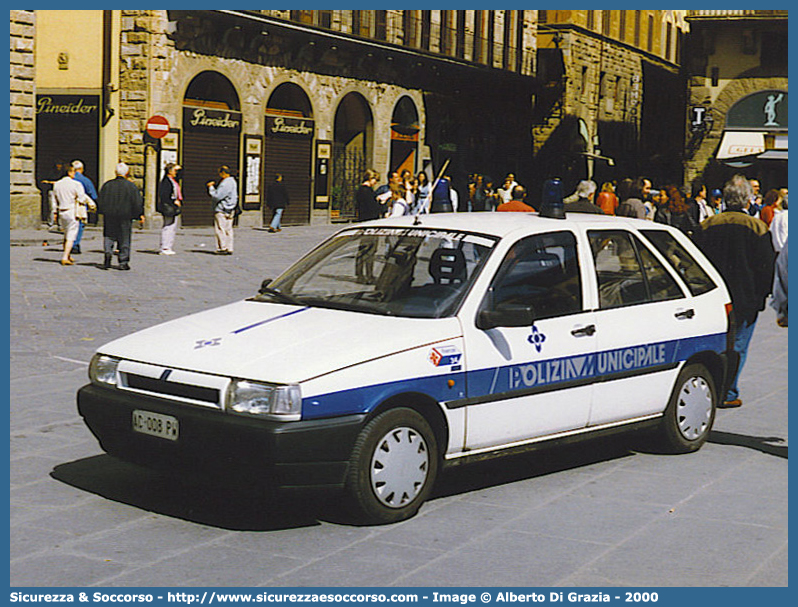 -
Polizia Municipale
Comune di Firenze
Fiat Tipo II serie
Parole chiave: Polizia;Locale;Municipale;Firenze;Fiat;Tipo