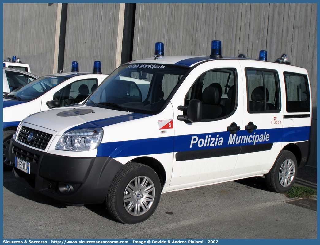 -
Polizia Municipale
Comune di Forlì
Fiat Doblò I serie restyling
Parole chiave: Polizia;Locale;Municipale;Forlì;Fiat;Doblò