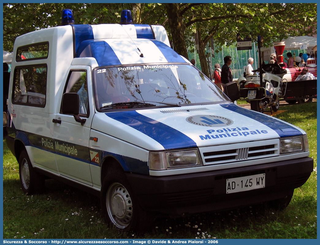 -
Polizia Municipale
Comune di Forlì
Fiat Fiorino II serie
Parole chiave: Polizia;Locale;Municipale;Forlì;Fiat;Fiorino