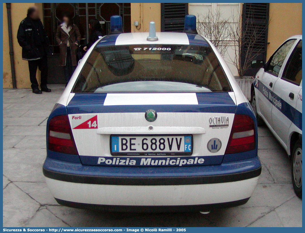 -
Polizia Municipale
Comune di Forlì
Skoda Octavia
Parole chiave: Polizia;Locale;Municipale;Forlì;Skoda;Octavia