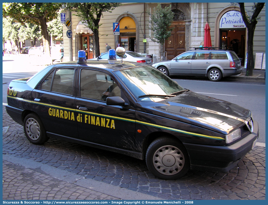 GdiF 017AS
Guardia di Finanza
Alfa Romeo 155
Parole chiave: GdiF017AS;Guardia di Finanza;Alfa Romeo 155