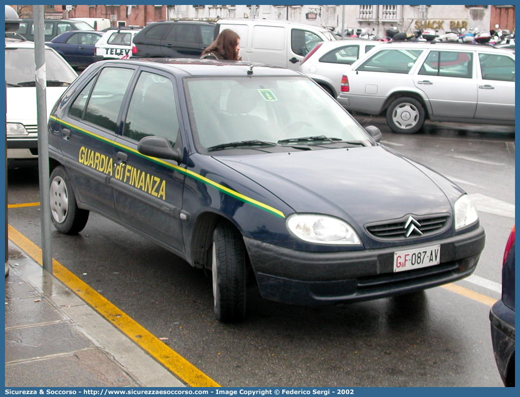 GdiF 087AV
Guardia di Finanza
Citroen Saxo II serie
Parole chiave: GdiF;G.D.F.;GDF;Guardia di Finanza;Citroen;Saxo II serie;087AV