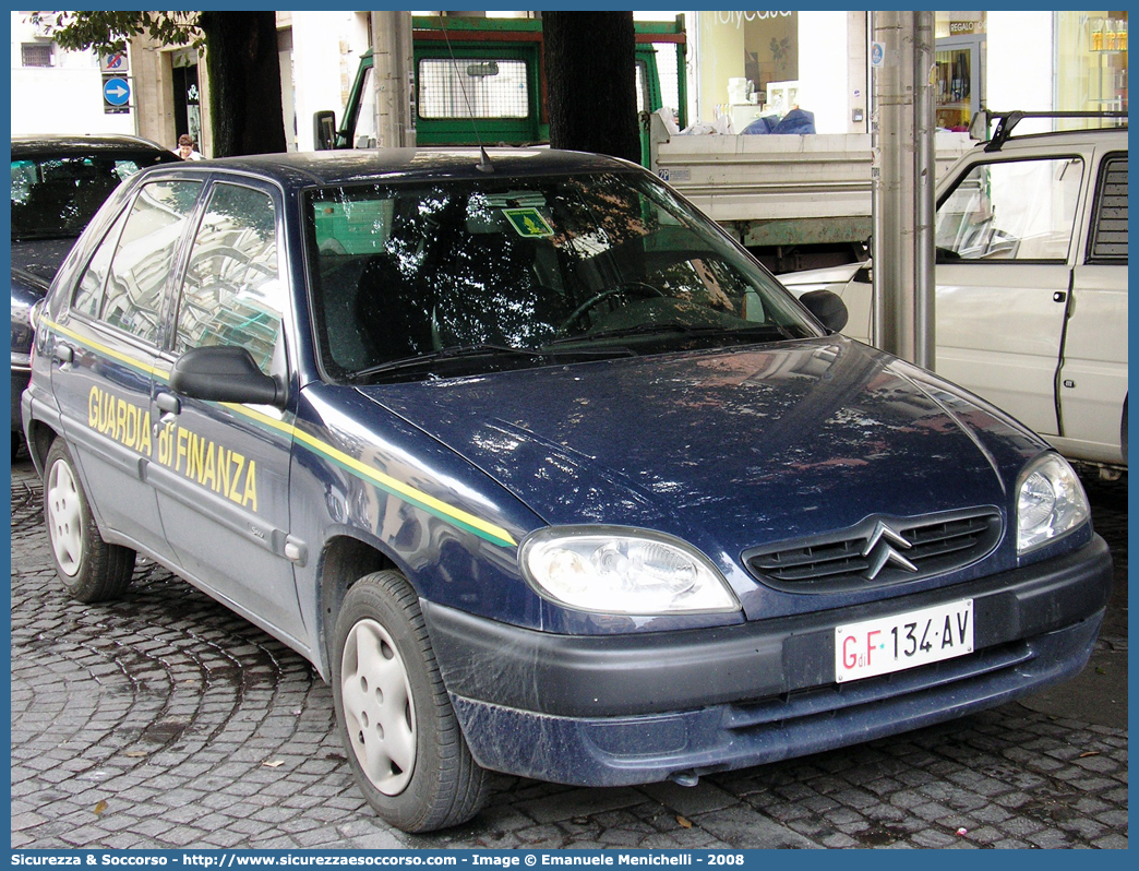 GdiF 134AV
Guardia di Finanza
Citroen Saxo II serie
Parole chiave: GdiF;G.D.F.;GDF;Guardia di Finanza;Citroen;Saxo II serie;134AV