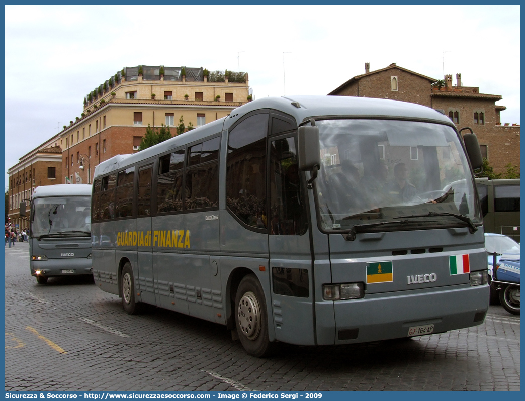 GdiF 164AP
Guardia di Finanza
Iveco 380 EuroClass

Parole chiave: GdiF;G.D.F.;GDF;Guardia di Finanza;Iveco;380 EuroClass;164AP