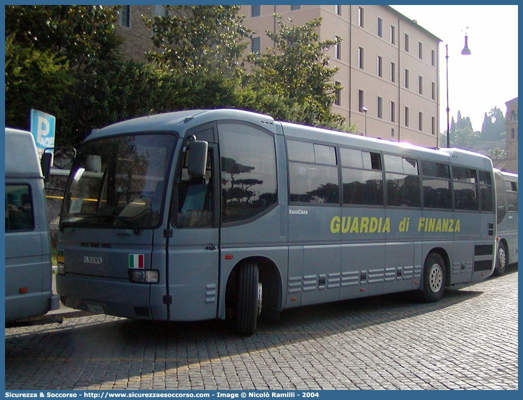 GdiF 166AP
Guardia di Finanza
Iveco 380 EuroClass

Parole chiave: GdiF;G.D.F.;GDF;Guardia di Finanza;Iveco;380 EuroClass;166AP