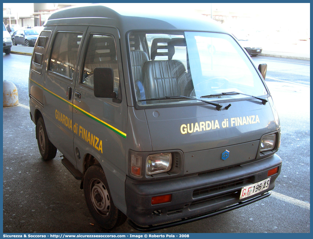 GdiF 196AS
Guardia di Finanza
Servizio Cinofili
Piaggio Porter I serie
Parole chiave: GdiF;G.D.F.;GDF;Guardia di Finanza;Servizio Cinofili;Piaggio;Porter I serie;196AS