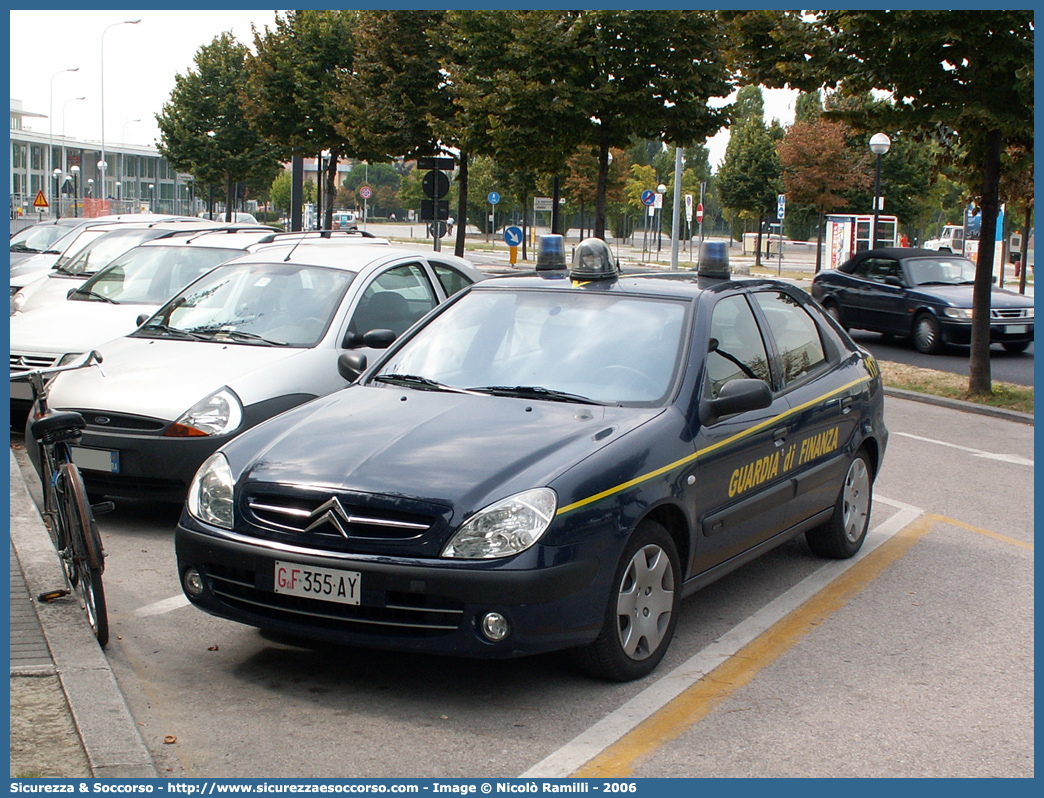 GdiF 355AY
Guardia di Finanza
Citroen Xsara II serie
Parole chiave: GdiF;G.D.F.;GDF;Guardia di Finanza;Citroen;Xsara