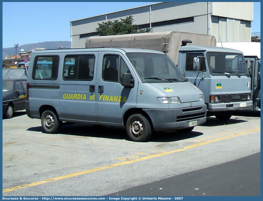 GdiF 363AN
Guardia di Finanza
Fiat Ducato II serie
Parole chiave: GdiF;G.D.F.;GDF;Guardia di Finanza;Fiat;Ducato II serie;363AN