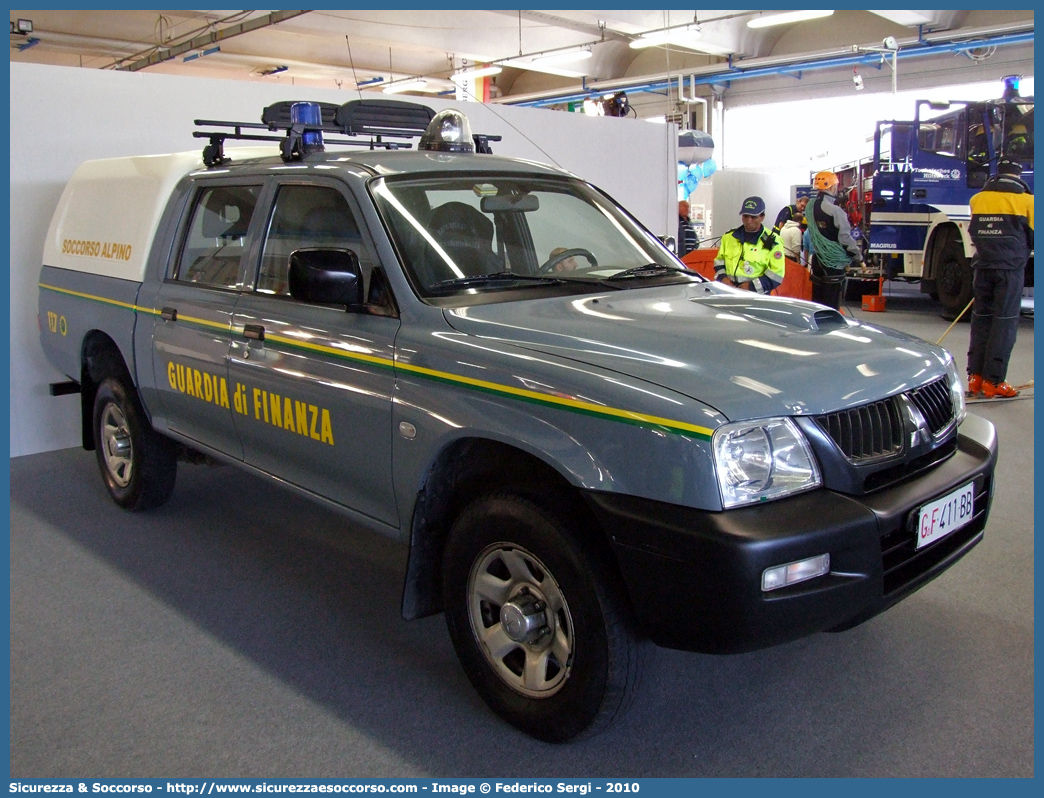 GdiF 411BB
Guardia di Finanza
S.A.G.F.
Mitsubishi L200 III serie restyling
Parole chiave: GdiF;G.D.F.;GDF;Guardia di Finanza;S.A.G.F.;SAGF;Soccorso Alpino;Mitsubishi;L200 III serie;411BD