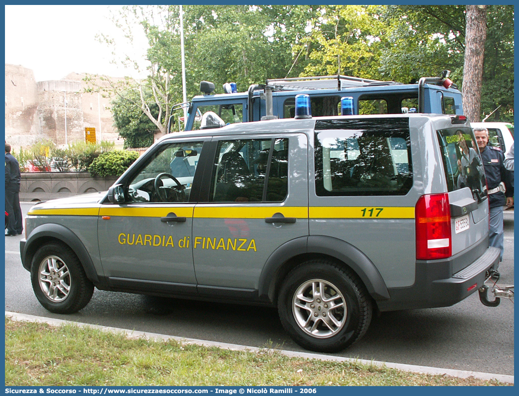 GdiF 535BA
Guardia di Finanza
Land Rover Discovery 3
Parole chiave: GdiF;G.D.F.;GDF;Guardia;di;Finanza;Land;Rover;Discovery;3;535BA