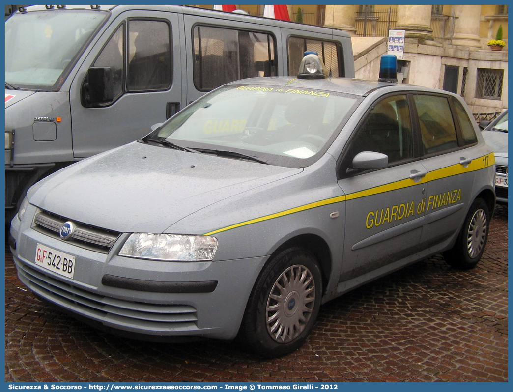 GdiF 542BB
Guardia di Finanza
Fiat Stilo III serie
Parole chiave: GdiF;G.D.F.;GDF;Guardia;di;Finanza;Fiat;Stilo