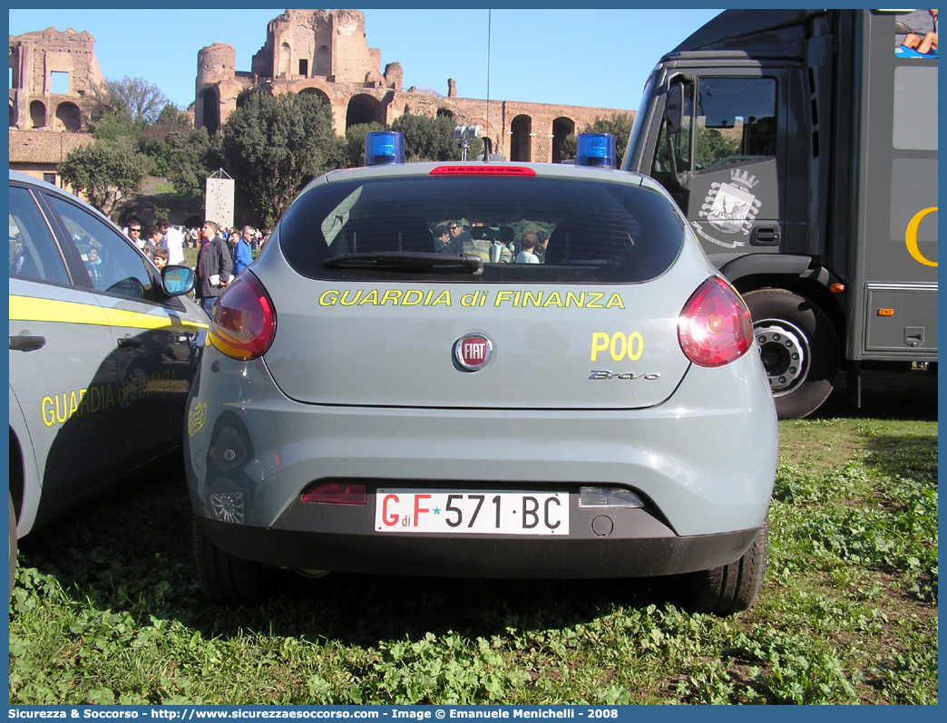 GdiF 571BC
Guardia di Finanza
Fiat Nuova Bravo
Parole chiave: GdiF;G.D.F.;GDF;Guardia di Finanza;Fiat;Nuova Bravo;571BC