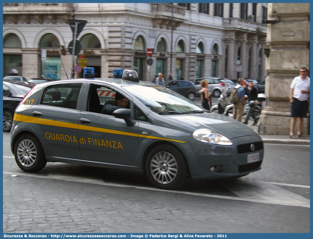 GdiF 572BE
Guardia di Finanza
Fiat Grande Punto
Parole chiave: GdiF;G.D.F.;GDF;Guardia di Finanza;Fiat;Grande Punto;572BE