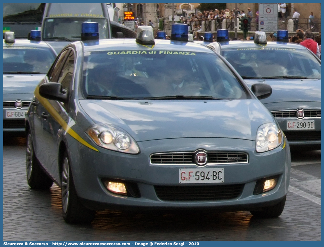 GdiF 594BC
Guardia di Finanza
Fiat Nuova Bravo
Parole chiave: GdiF;G.D.F.;GDF;Guardia di Finanza;Fiat;Nuova Bravo;594BC