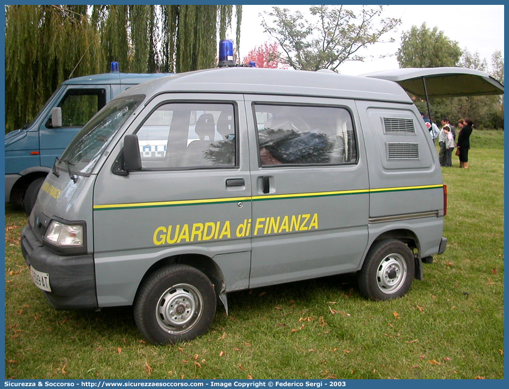 GdiF 599AT
Guardia di Finanza
Servizio Cinofili
Piaggio Porter II serie
(variante)
Parole chiave: GdiF;G.D.F.;GDF;Guardia di Finanza;Servizio Cinofili;Piaggio;Porter II serie;599AT