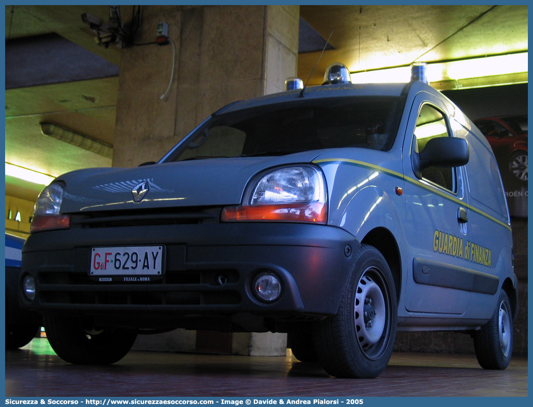 GdiF 629AY
Guardia di Finanza
Servizio Cinofili
Renault Kangoo I serie

Parole chiave: GdiF;G.D.F.;GDF;Guardia di Finanza;Servizio Cinofili;Renault;Kangoo I serie;629AY