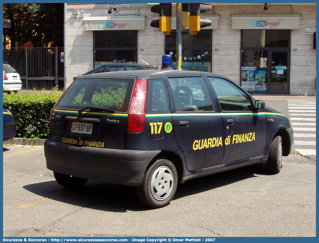 GdiF 637AP
Guardia di Finanza
Fiat Punto I serie
Parole chiave: GdiF;G.D.F.;GDF;Guardia di Finanza;Fiat;Punto I serie;637AP