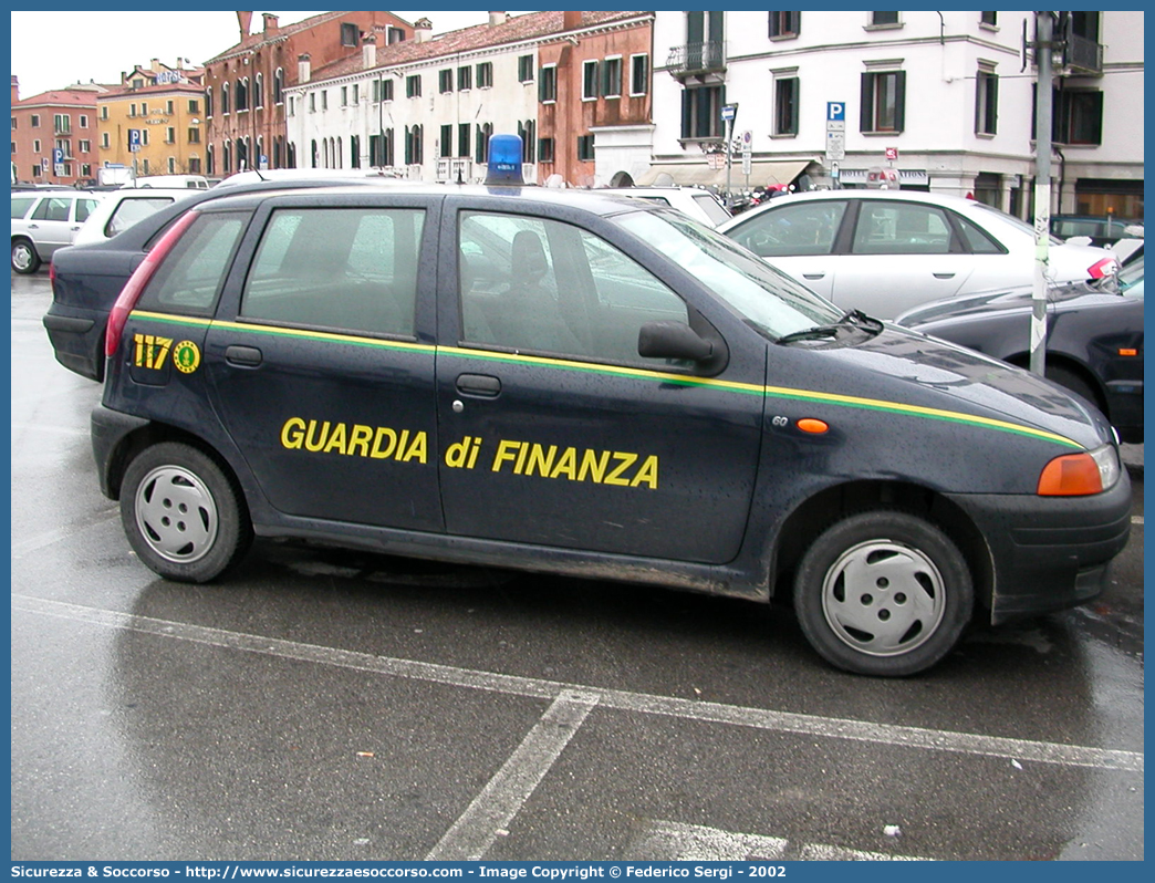 GdiF 662AP
Guardia di Finanza
Fiat Punto I serie
Parole chiave: GdiF;G.D.F.;GDF;Guardia di Finanza;Fiat;Punto I serie;662AP