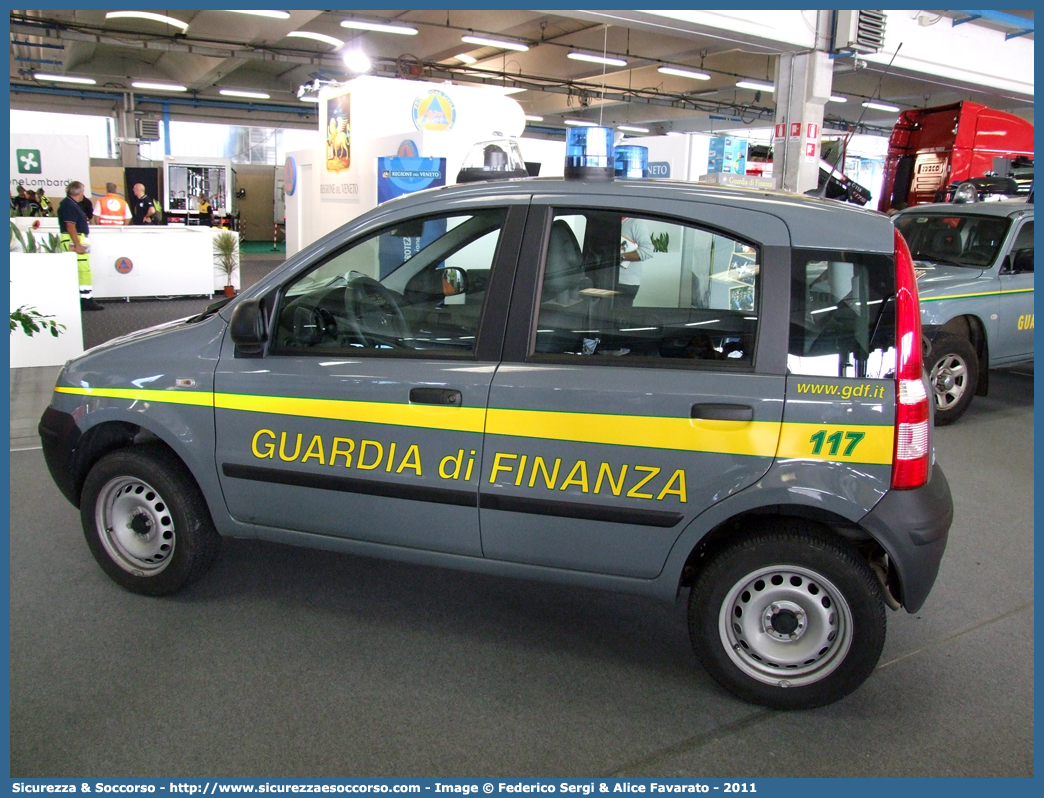 GdiF 732BE
Guardia di Finanza
S.A.G.F.
Fiat Nuova Panda 4x4 I serie
Parole chiave: GdiF;G.D.F.;GDF;Guardia di Finanza;S.A.G.F.;SAGF;Soccorso Alpino;Fiat;Nuova Panda 4x4;732BE