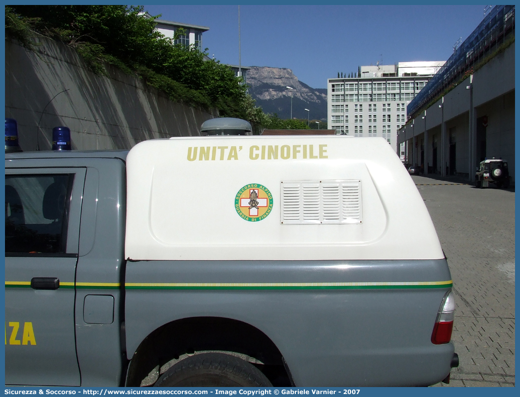 GdiF 797AX
Guardia di Finanza
S.A.G.F.
Mitsubishi L200 III serie restyling
Parole chiave: GdiF;G.D.F.;GDF;Guardia di Finanza;S.A.G.F.;SAGF;Soccorso Alpino;Mitsubishi;L200 III serie;797AX