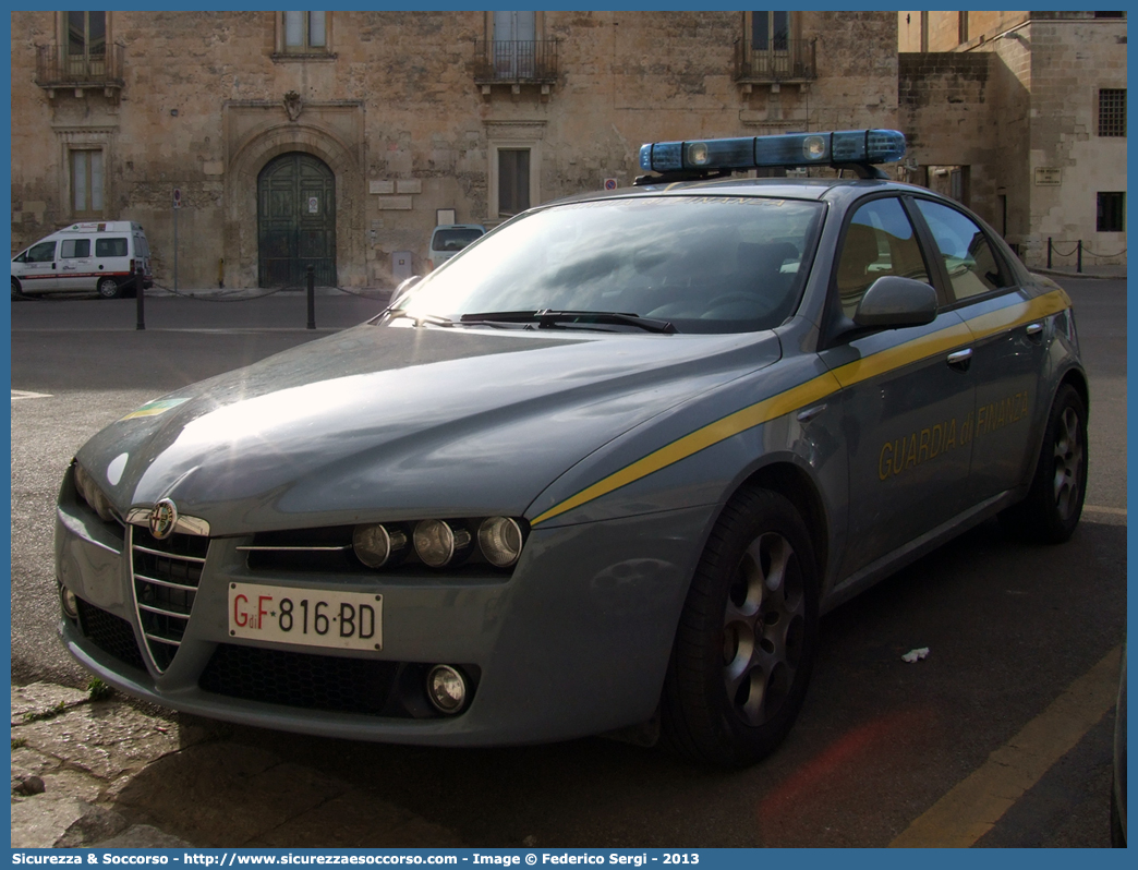 GdiF 816BD
Guardia di Finanza
Alfa Romeo 159
Allestitore Elevox S.r.l.
(Fornitura Regione Puglia)
Parole chiave: GdiF;GDF;GF;Guardia;Finanza;Alfa;Romeo;159;Fornitura;Regione;Puglia