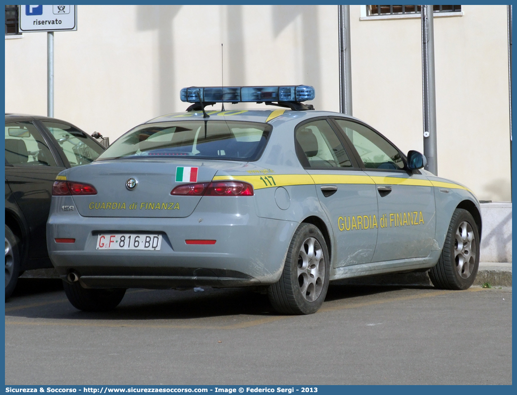 GdiF 816BD
Guardia di Finanza
Alfa Romeo 159
Allestitore Elevox S.r.l.
(Fornitura Regione Puglia)
Parole chiave: GdiF;GDF;GF;Guardia;Finanza;Alfa;Romeo;159;Fornitura;Regione;Puglia