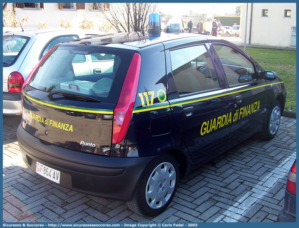 GdiF 864AV
Guardia di Finanza
Fiat Punto II serie
Parole chiave: GdiF;G.D.F.;GDF;Guardia di Finanza;Fiat;Punto II serie;864AV