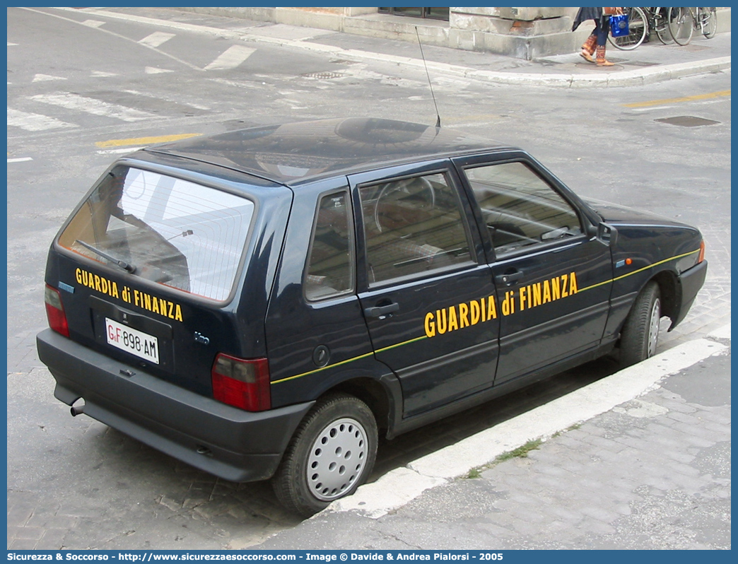 GdiF 898AM
Guardia di Finanza
Fiat Uno II serie
Parole chiave: GdiF;G.D.F.;GDF;Guardia di Finanza;Fiat;Uno II serie;898AM