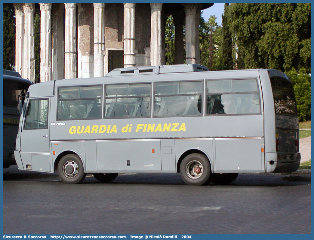 -
Guardia di Finanza
Iveco 315 Turbo
Parole chiave: GdiF;G.D.F.;GDF;Guardia di Finanza;Iveco;315 Turbo