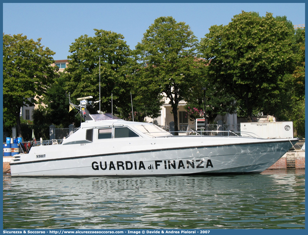 V.5017
Guardia di Finanza
R.O.A.N. Componente Navale
Vedetta Veloce Classe 5000 
Parole chiave: GdiF;G.D.F.;GDF;Guardia;di;Finanza;R.O.A.N.;ROAN;Componente;Navale;Vedetta;Veloce;Classe;V5000