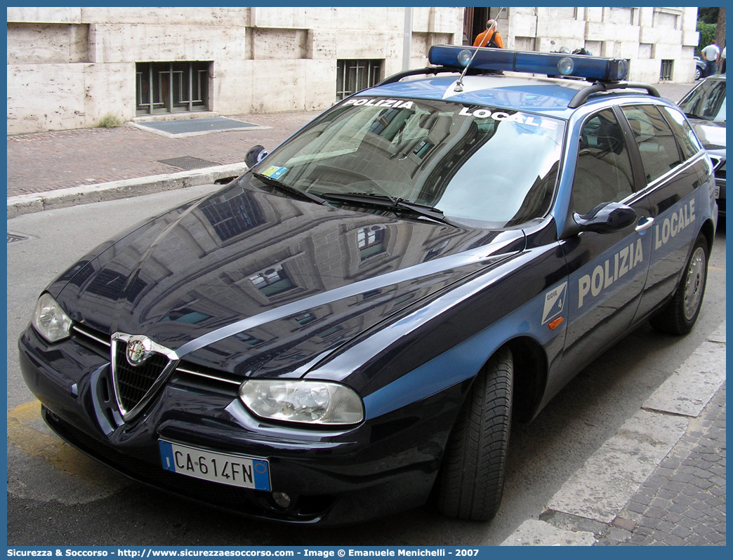 Polizia Locale YA009AC
Polizia Locale
Comune di Giove
Alfa Romeo 156 Sportwagon I serie
Parole chiave: Polizia;Locale;Municipale;Giove;Alfa Romeo;156;Sportwagon;YA009AC