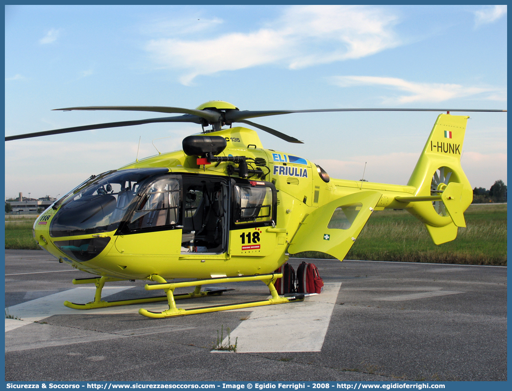 I-HUNK
118 Regione Friuli Venezia Giulia
Airbus Helicopters EC145 T2
Base di Udine
Parole chiave: 118;Friuli Venezia Giulia;Udine;Eurocopter;EC135;EC135T2;I-HUNK;Elicottero;Elisoccorso