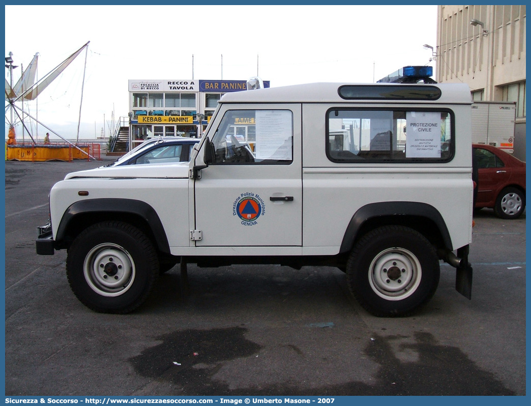 -
Polizia Municipale
Comune di Genova
Nucleo Protezione Civile
Land Rover Defender 90
Parole chiave: Polizia;Locale;Municipale;Genova;Land Rover;Defender;90;Protezione;Civile