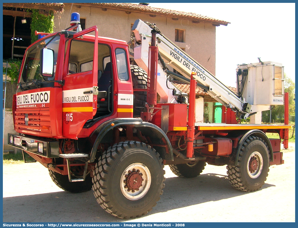 VF 17060
Corpo Nazionale Vigili del Fuoco
Man Meccanica 99 Evoluzione 4x4
Parole chiave: Corpo;Nazionale;Vigili del Fuoco;Vigili;Fuoco;AutoScala;AS;Man;Meccanica;99;Evoluzione;4x4;17060