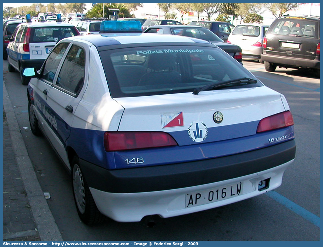 -
Polizia Municipale
Comune di Molinella
Alfa Romeo 146
Parole chiave: Polizia;Locale;Municipale;Molinella;Alfa Romeo;146