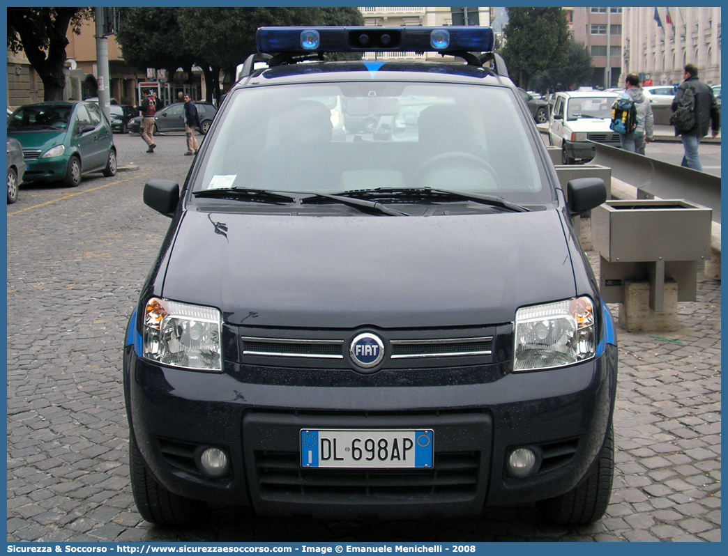 Polizia Locale YA048AC
Polizia Municipale
Comune di Montecastrilli
Fiat Nuova Panda 4x4
Parole chiave: Polizia;Locale;Municipale;Montecastrilli;Fiat;Nuova Panda;YA048AC