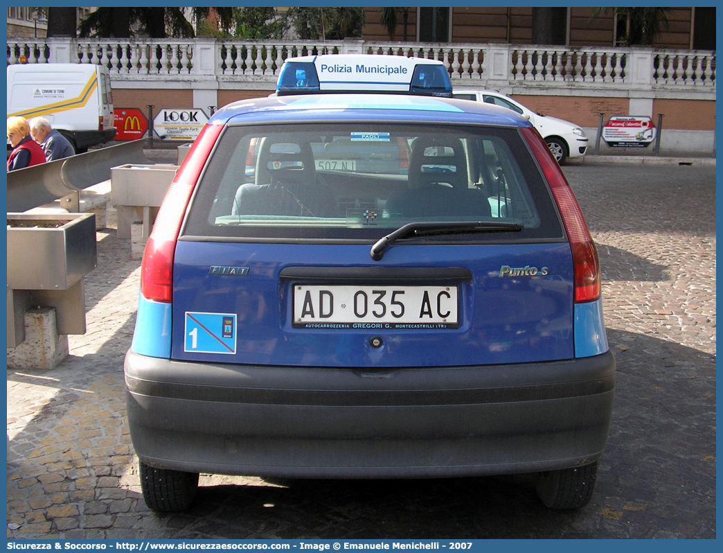 -
Polizia Municipale
Comune di Montecastrilli
Fiat Punto I serie
Parole chiave: Polizia;Locale;Municipale;Montecastrilli;Fiat;Punto