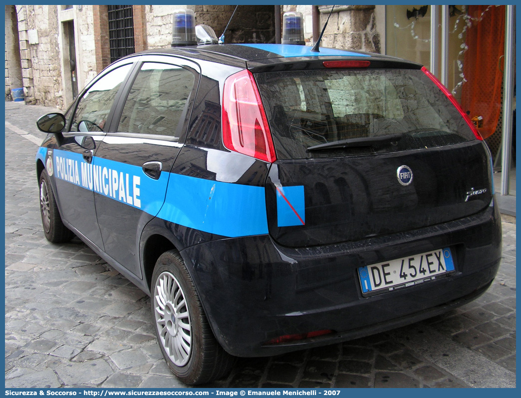 -
Polizia Municipale
Comune di Narni
Fiat Grande Punto
Parole chiave: Polizia;Locale;Municipale;Narni;Fiat;Grande Punto