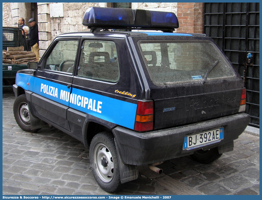 -
Polizia Municipale
Comune di Narni
Fiat Panda 4x4 II serie
Parole chiave: Polizia;Locale;Municipale;Narni;Fiat;Panda