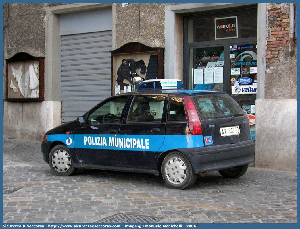 -
Polizia Municipale
Comune di Narni
Fiat Punto I serie
Parole chiave: Polizia;Locale;Municipale;Narni;Fiat;Punto